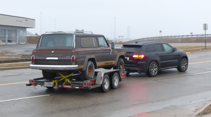 Illustration for article titled Towing An Old Jeep Through An Ice Storm With A 707 HP Jeep Grand Cherokee Trackhawk Was Truly Terrifying